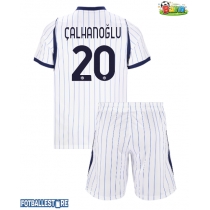 Inter Milan Hakan Calhanoglu #20 Bortedraktsett Barn 2026-27 Kortermet (+ Korte bukser)